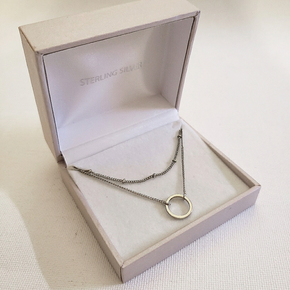 2 Minimalist Gold Layered Necklaces